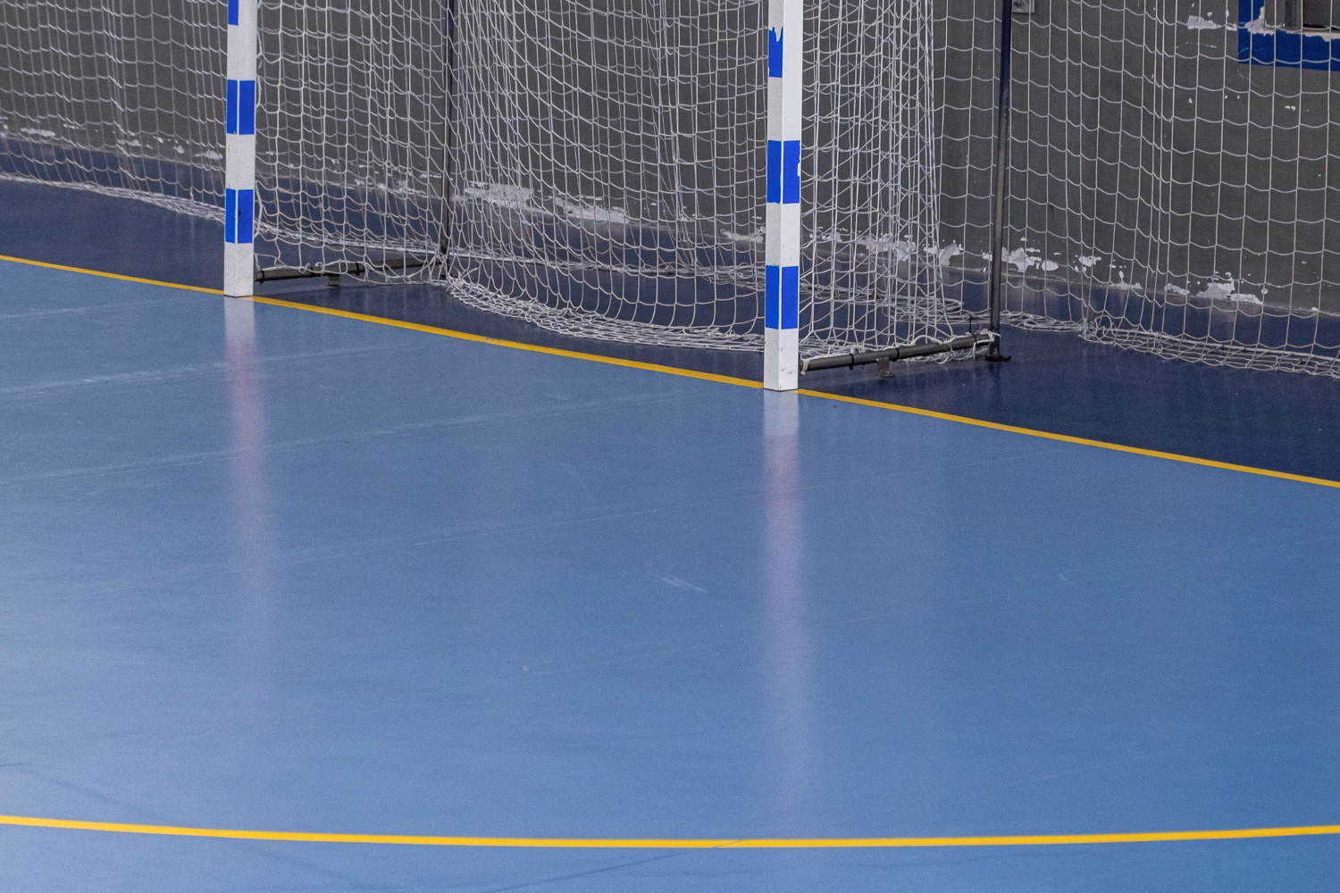 Sports floor